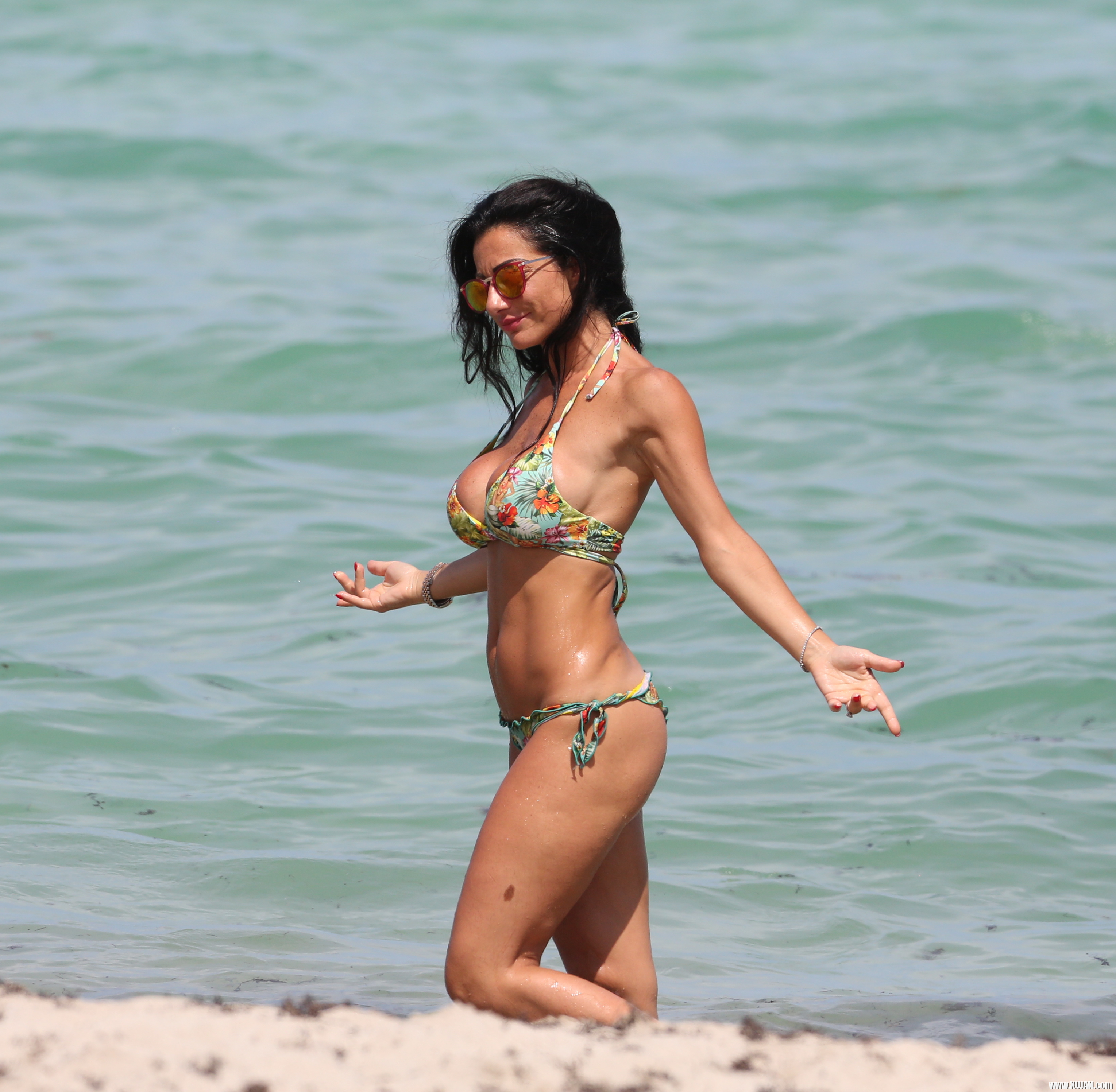Priscilla Salerno topless paparazzi pics - Photo #609121