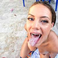 Stepsis nympho JC Wilds plays with your thick sausage
