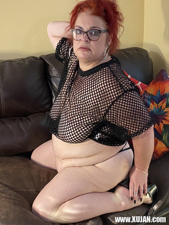 BBW Hotwife y Pleaser Heels ov - Photo #624081