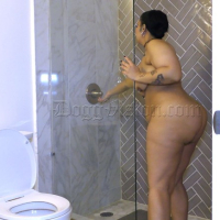 Big Butt Morning Shower Masturbation