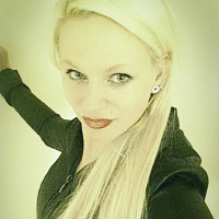 It is me Lara Lee