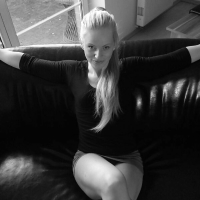 It is me Lara Lee