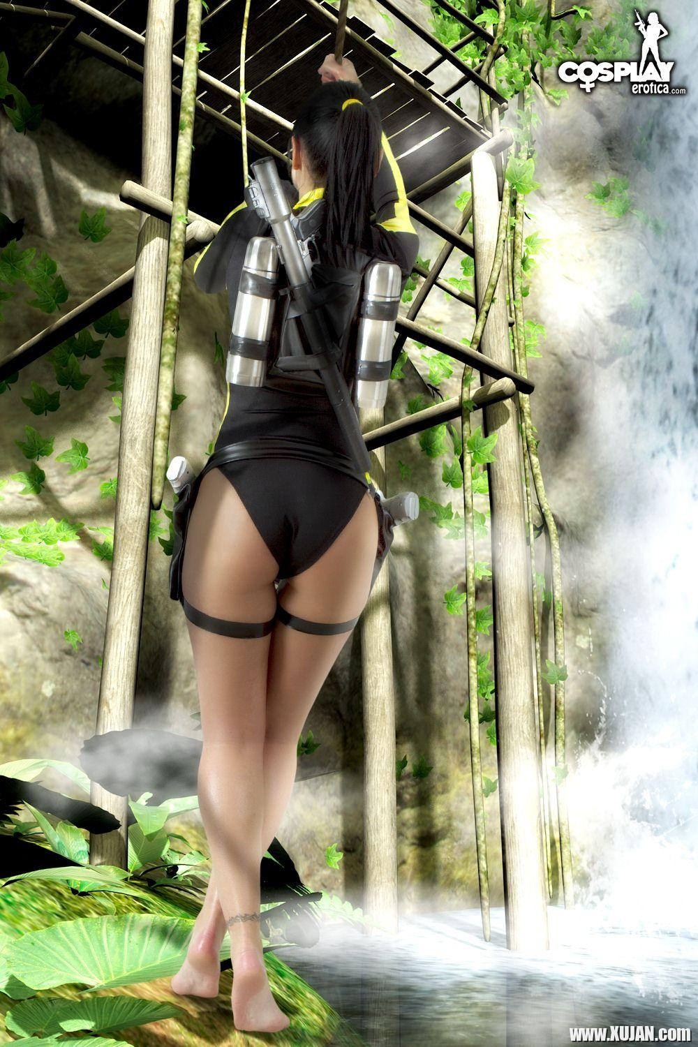 Pictures of sexy girl Mea Lee dressed as Lara Croft - Photo #628628