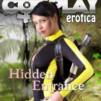 Pictures of sexy girl Mea Lee dressed as Lara Croft