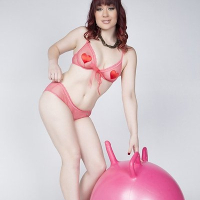 Jessica Loves Bouncing On Her Toy to Orgasm