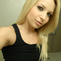 Alyssa Branch taking Selfies and fucking her BF