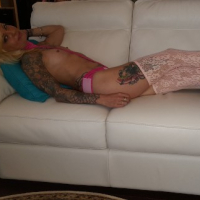 MizSuAdela aka DomRonsSubs tatooed sexy ass Mistress to some