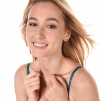 Beautiful Kelly Collins has some fun with her favorite dildo
