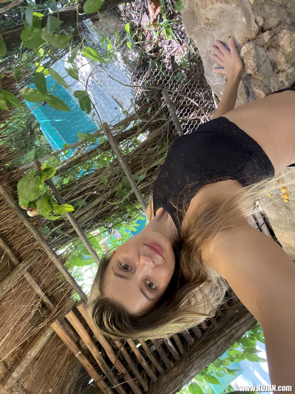 Lovely babe Melena Maria Rya having some fun in the zoo - Photo #664340