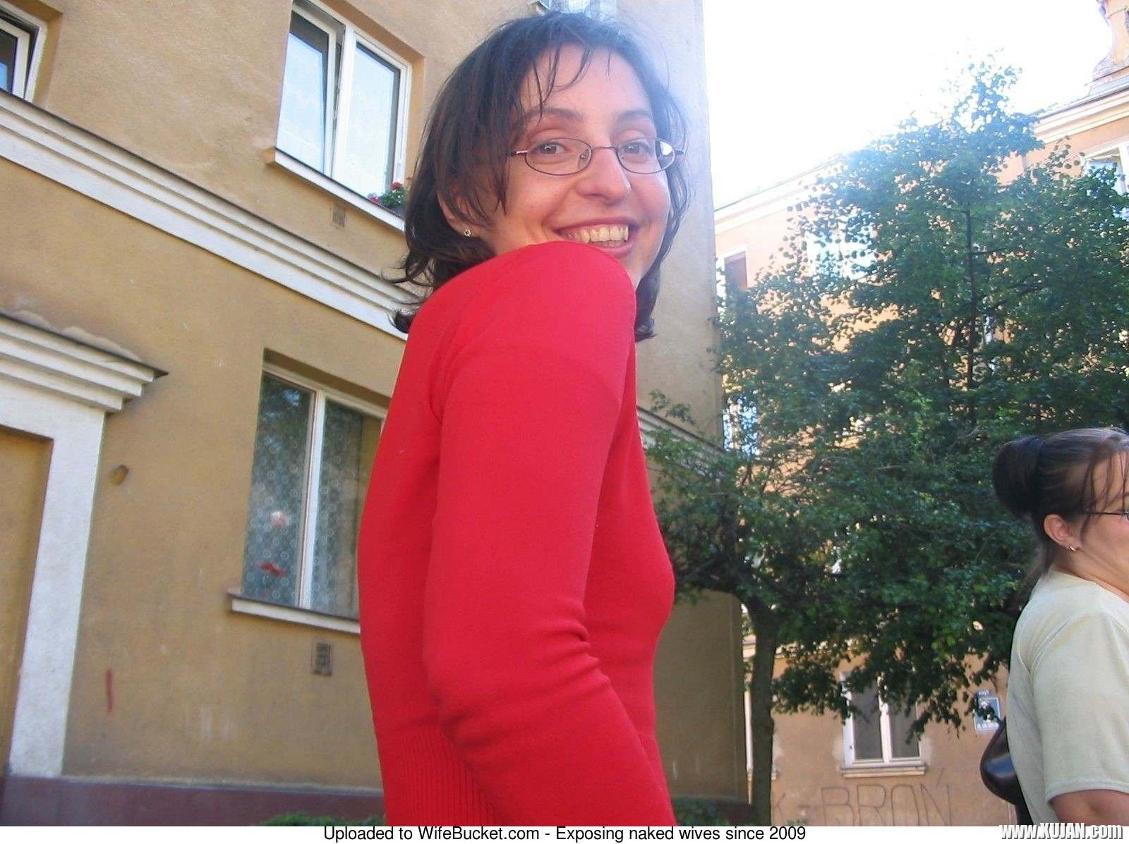 ayn pahits erb menq amusnatsanq - Photo #680194