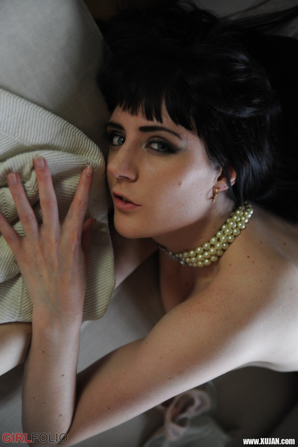 Sweet Samantha Bentley teasing and posing sexy - Photo #692179
