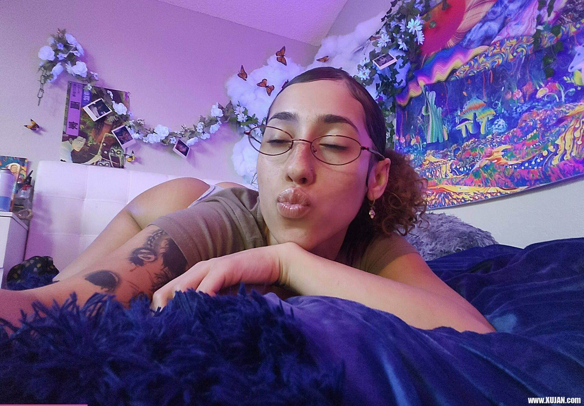 Kira Perez nude - Photo #696497