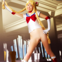 Cosplay girl Stacy is fighting evil by moonlight