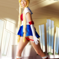 Cosplay girl Stacy is fighting evil by moonlight