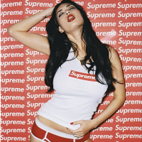 Foxy bitch Tera Patrick posing and getting Wet