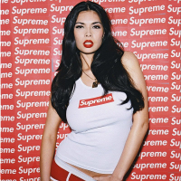 Tera Patrick posing and getting her Tshirt wet