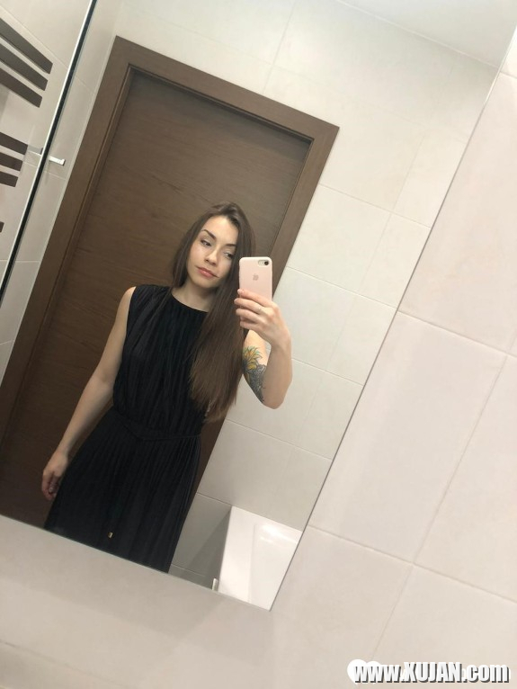 I got myself a mirror for hot nudes - Photo #705630