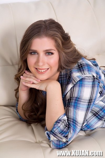 Alex Knows All the Ways to Make Herself Cum Hard - Photo #707897