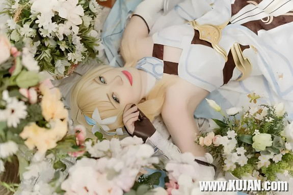 Genshin Impact Lumine Cosplay - Photo #708889