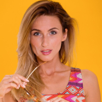 Cara Mell gets to show off her almost perfect Body