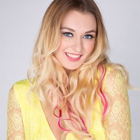 Natalia Starr Perfect and Solo