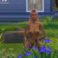 Finger fuck in the garden