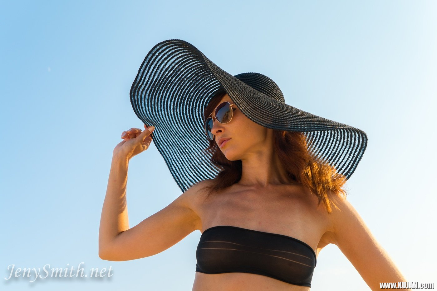 Sweet chick Jeny Smith posing in a black bikini outdoors - Photo #745701