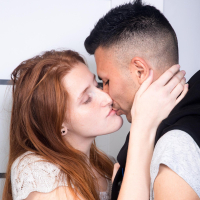 Redhead youngster Foxy Lee bounces on a dick