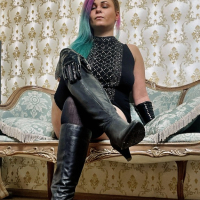 Femdom Mistress Annessix Reign Femdom MindBreakers