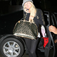 Paris Hilton with sister in lingerie have sex paparazzi pics