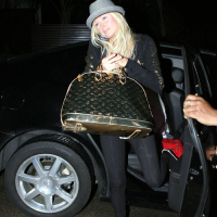 Paris Hilton with sister in lingerie have sex paparazzi pics