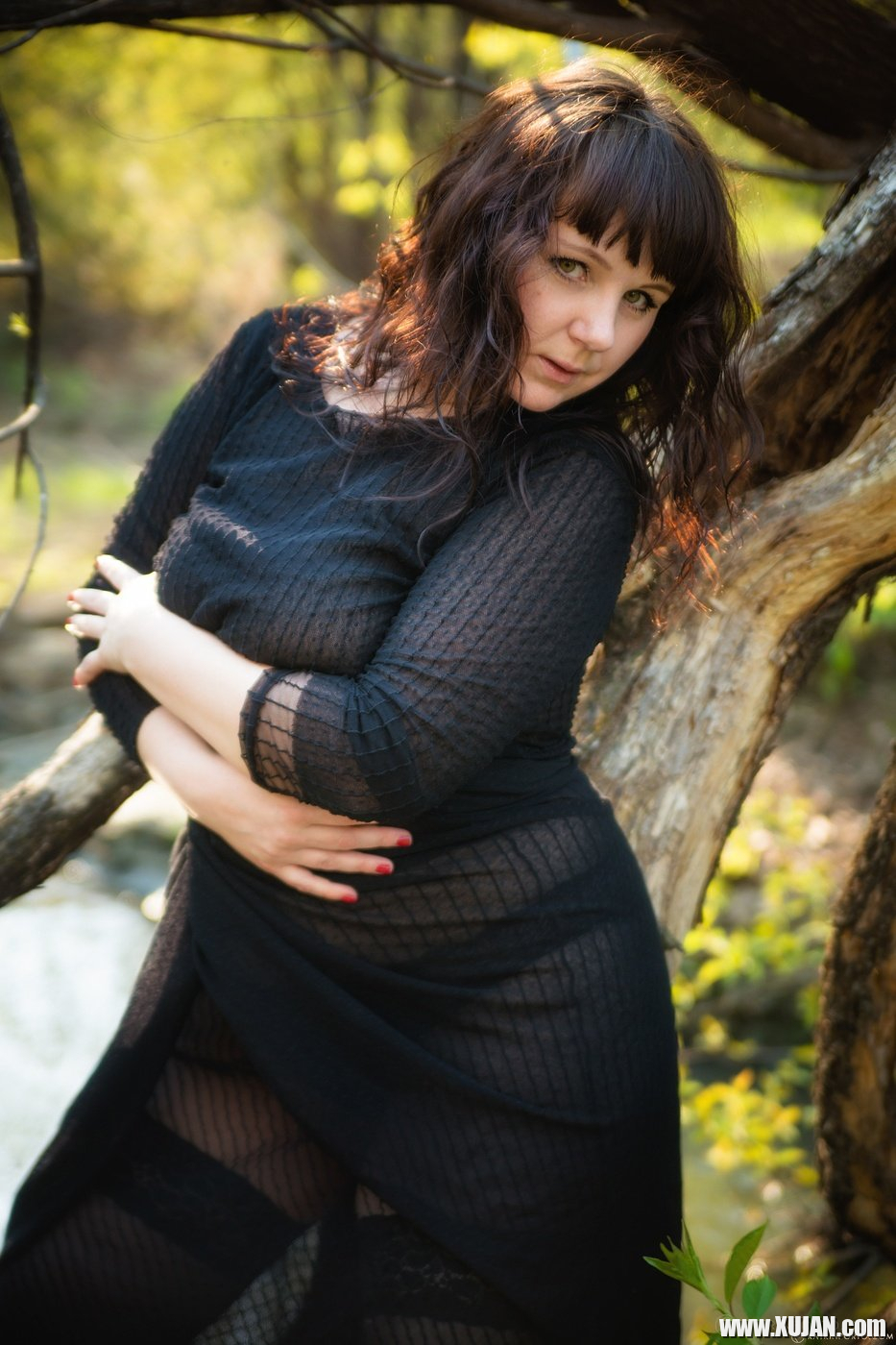 Brunette babe Katrin Porto loves posing naked in the nature - Photo #767248