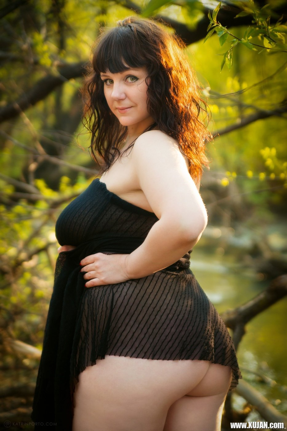 Brunette babe Katrin Porto loves posing naked in the nature - Photo #767254
