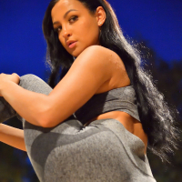 Mila Monet loves to work out and show nice boobs