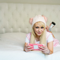 Ava Sinclaire Gamer Tits