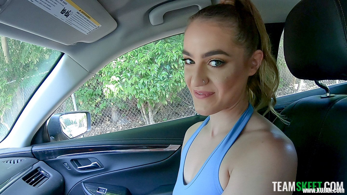 Lusty girl Kenzie Madison being picked up then shagged hard - Photo #786642