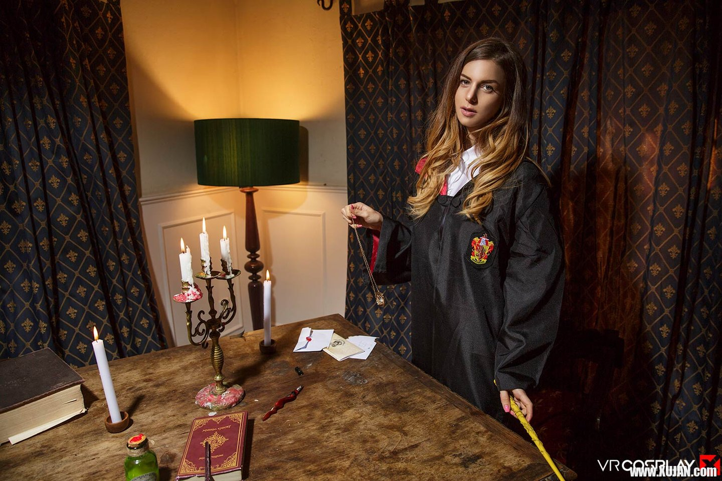 Busty Hermione Granger cosplayer Stella Cox is getting fucked hard in VR - Photo #794180