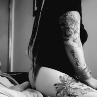 Tattooed Hippie Chick Ready For Playtime
