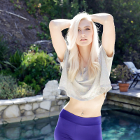 Amateur babe Alexa Grace is playing with her cute tight vagina