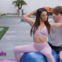 Hot Eva Long begs for deep pussy penetration
