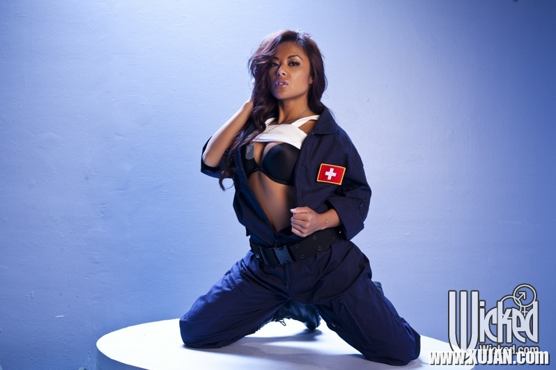 Asian babe Kimberly Kane shows her ass and tiny tits in uniform - Photo #817418