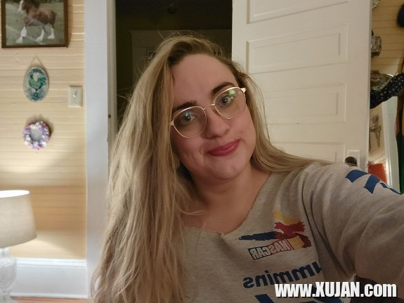 Nerkayatsnum enq NC neri sireli tmblik PAWG Kyla Bloom Curves y - Photo #821012