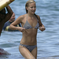 Kate Hudson nude tits and great bikini ass