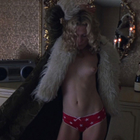 Kate Hudson showing great ass and nude perky tits