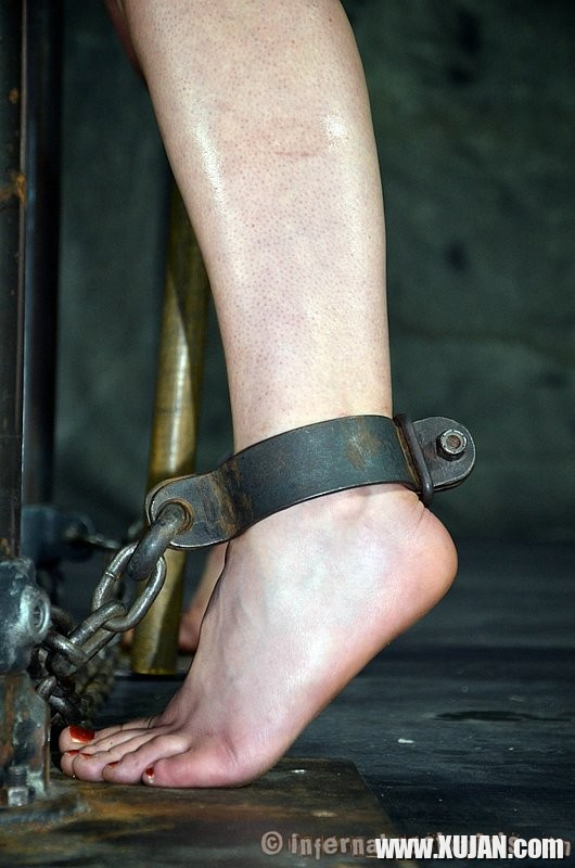 Cheyenne Jewel bound in chains and stocks gets worked out - Photo #854130