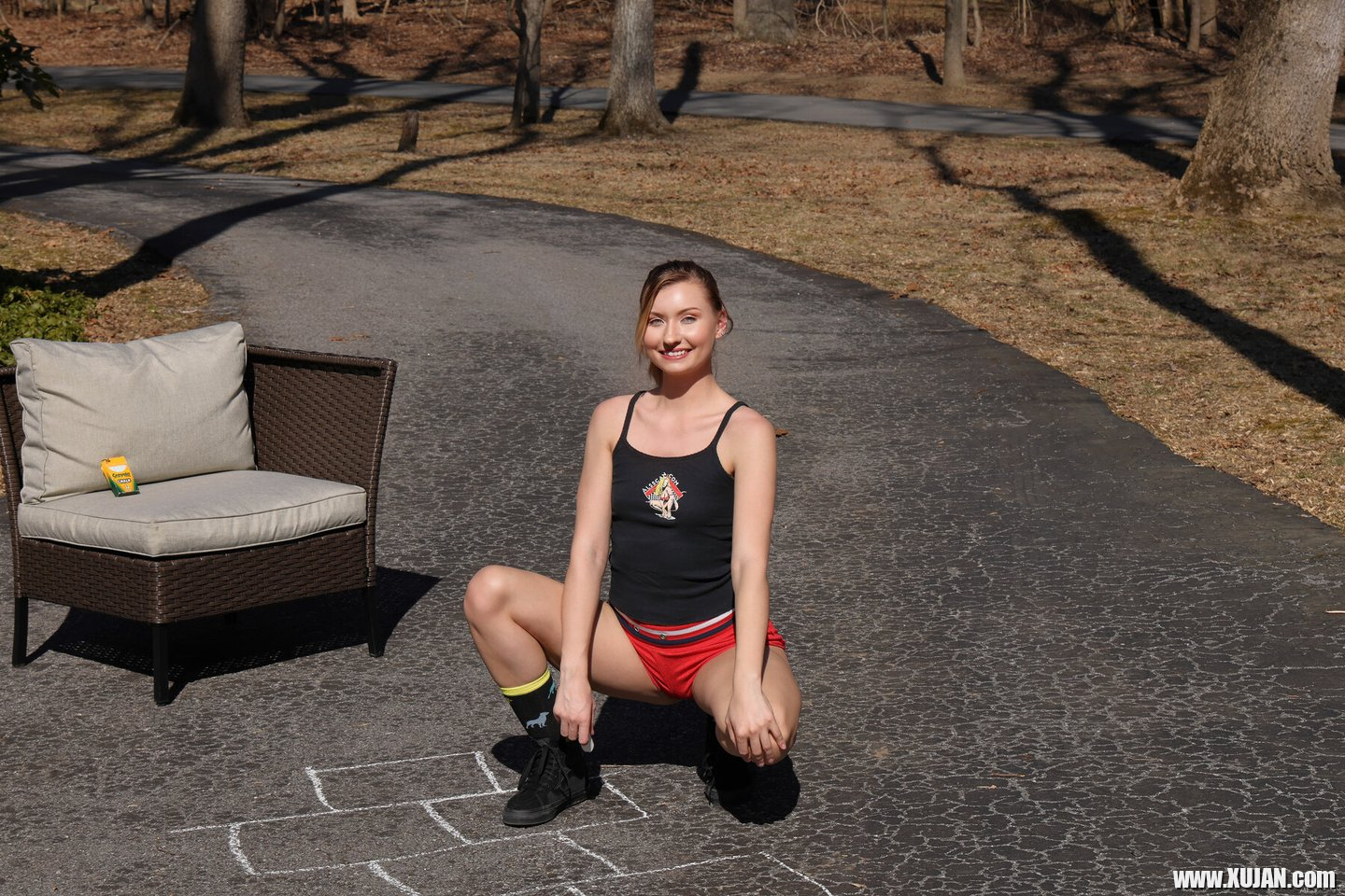 Shameless young babe Emma Sirus toys her twat and squirts in the driveway - Photo #859415