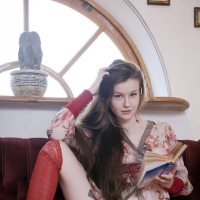 Brunette teen Emily Bloom spreads her legs in her socks in Veux
