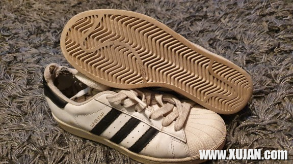 Enji Linqsy krel e Adidas Superstars y - Photo #865553
