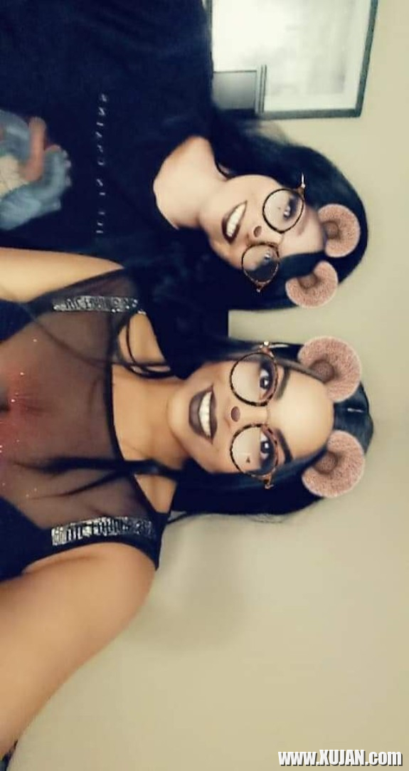 Girl on Girl Bookworm Beqi - Photo #870106