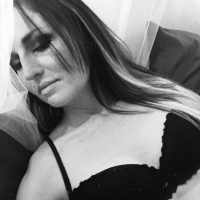 B W BedroomSelfie Zhamants
